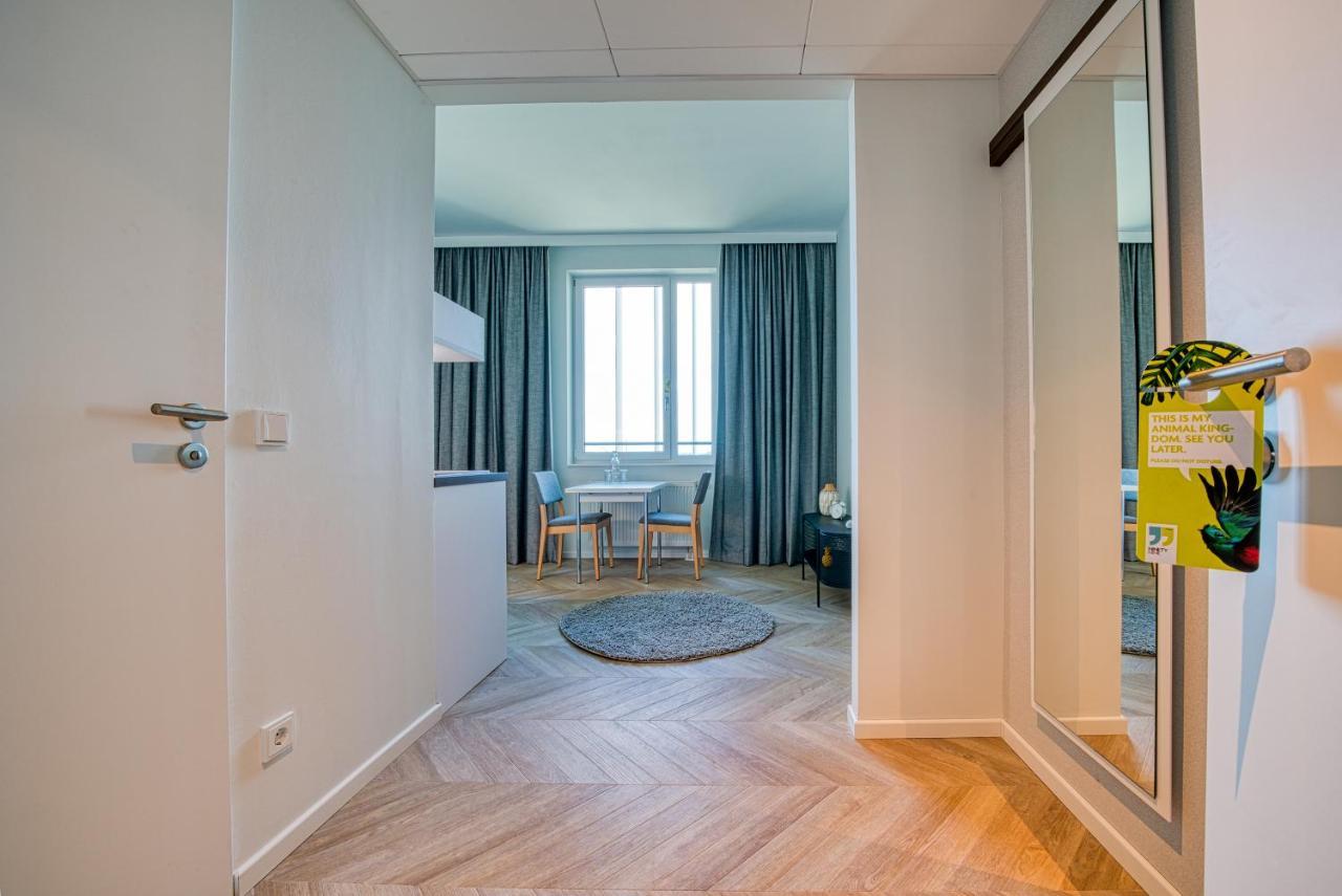 Vienna House Easy By Wyndham Augsburg Hotel Екстериор снимка