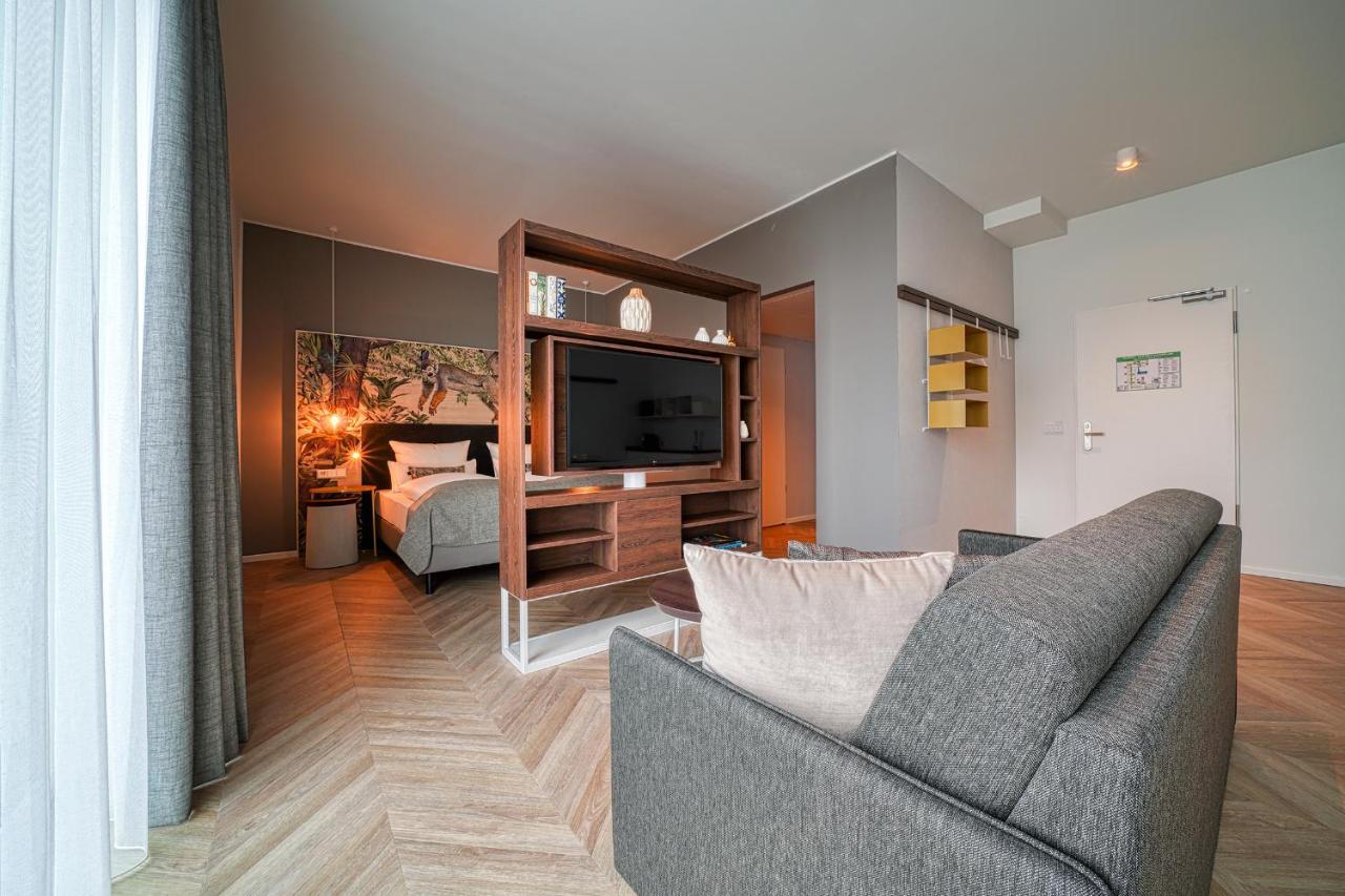 Vienna House Easy By Wyndham Augsburg Hotel Екстериор снимка
