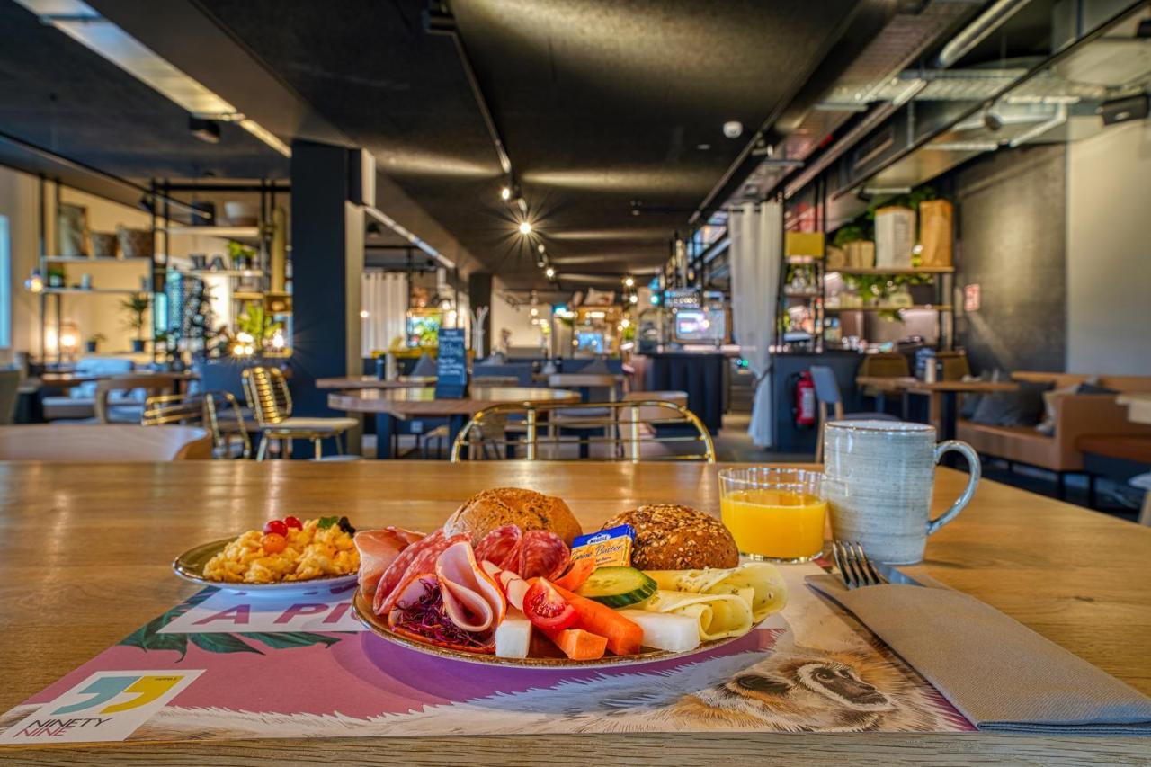 Vienna House Easy By Wyndham Augsburg Hotel Екстериор снимка
