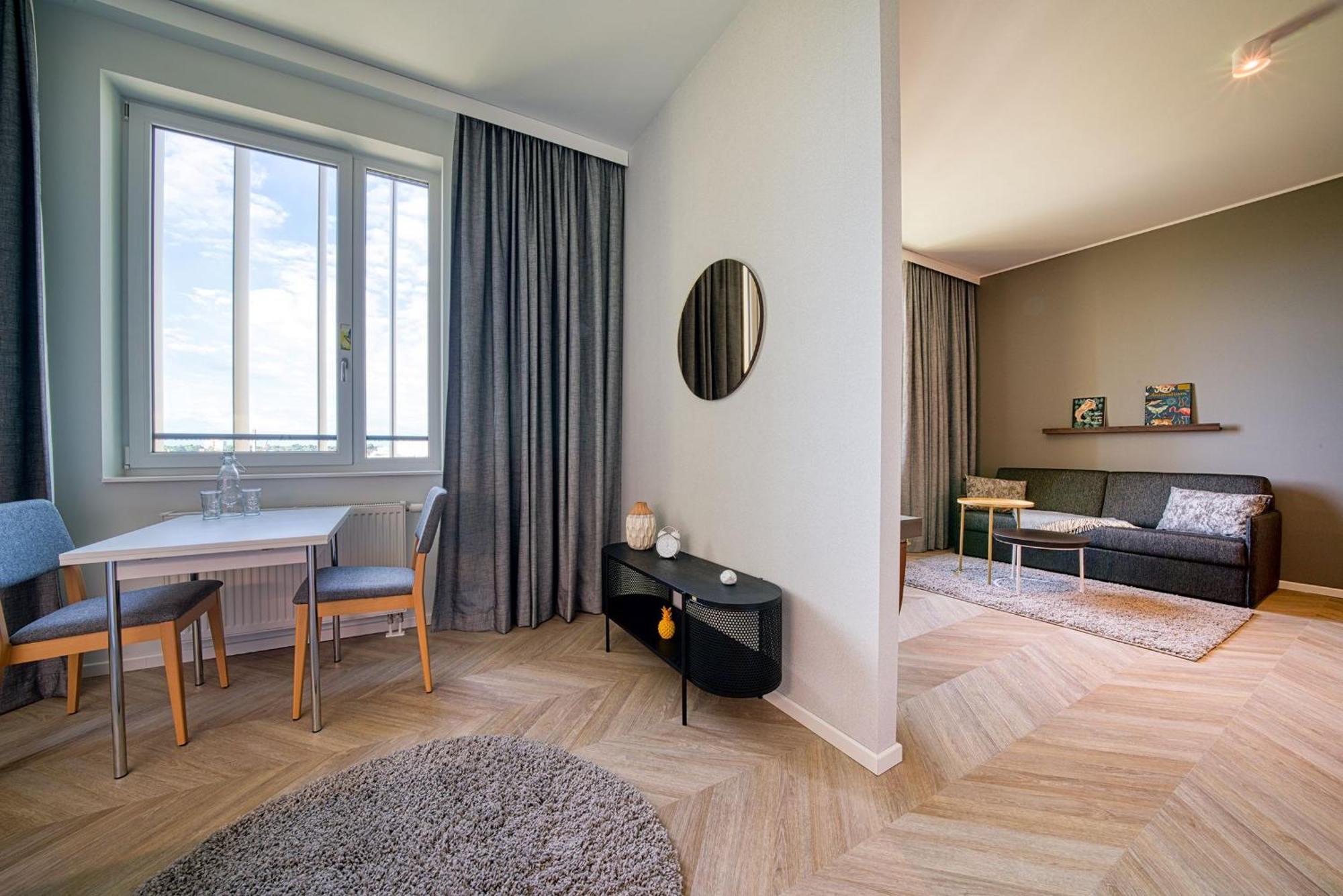 Vienna House Easy By Wyndham Augsburg Hotel Екстериор снимка
